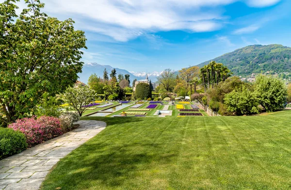 Τοπίο του Βοτανικού κήπου της Villa Τάραντα, βρίσκεται στην όχθη της λίμνης Maggiore Pallanza, Ιταλία. — Φωτογραφία Αρχείου