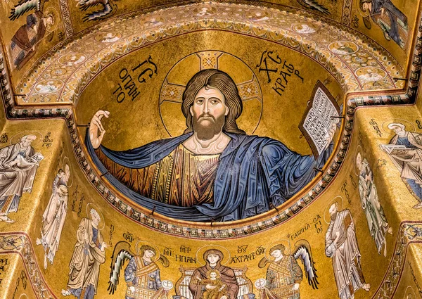 Cristo Pantocrator mosaico dentro da Catedral de Monreale . Imagem De Stock