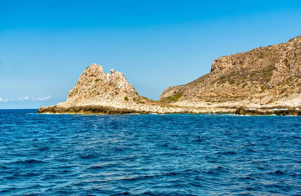 Vista de uma das Ilhas Egadi no Mar Mediterrâneo na Sicília — Fotografia de Stock
