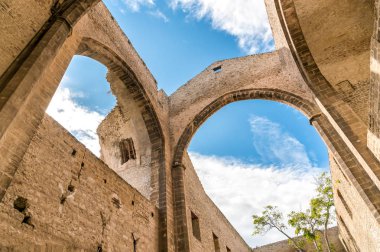 Santa Maria dello Spasimo Unfinished Kilisesi, Kalsa bölge, Palermo, Sicilya, İtalya'nın en eski yerleşim yerlerinden biri yer alır
