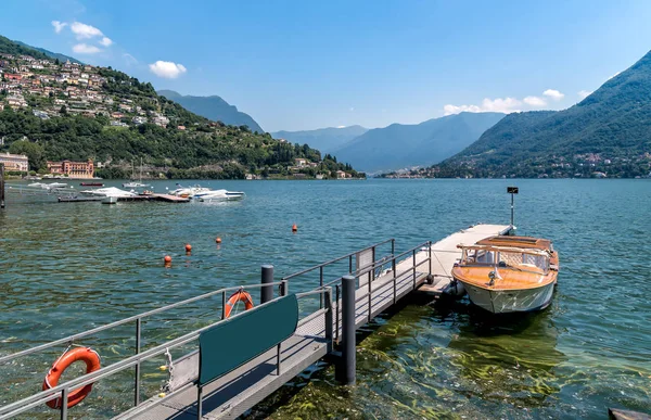 Boat Pier Cernobbio Holiday Resort Shore Lake Como — Stock Photo, Image