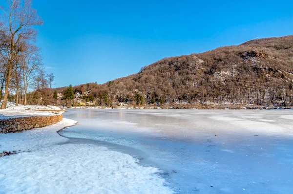 Kışın Varese Eyaletinde Talya Donmuş Göl Ghirla Görünümünü — Stok fotoğraf