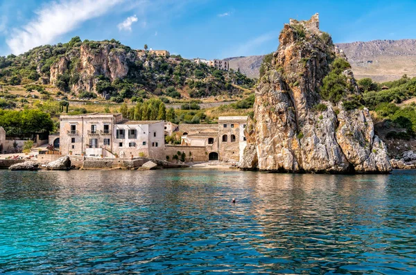 Görünüm Scopello Köyü Zingaro doğa rezerv, Sicilya, İtalya