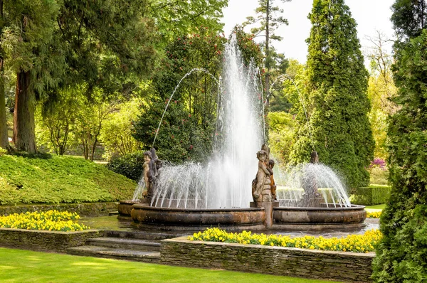 Çeşme Villa Botanik Bahçe Taranto, Pallanza, Verbania, İtalya