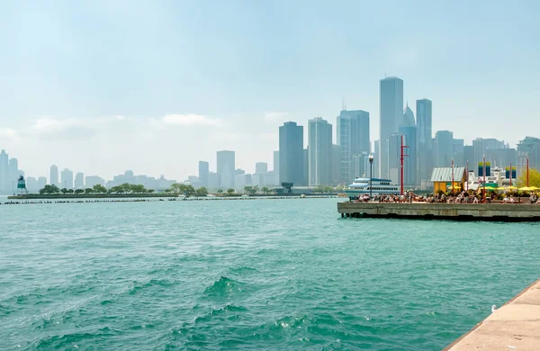 Paisaje Del Lago Michigan Desde Parque Navy Pier Con Rascacielos — Foto de Stock