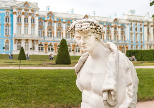 Puszkin Sankt Petersburg Rosja Maja 2015 Rzeźby Ogrodowe Pałacu Katarzyny — Zdjęcie stockowe