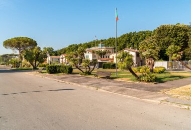 Torre del Lago Puccini 'nin karesi Massaciuccoli Gölü üzerinde, Viareggio' nun bir kısmı Luca, Toskana 'da.