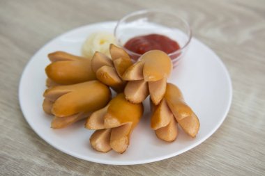 derin Kızarmış sosis