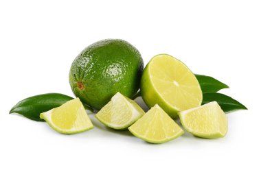 Beyaz bir arka plan üzerinde izole limon