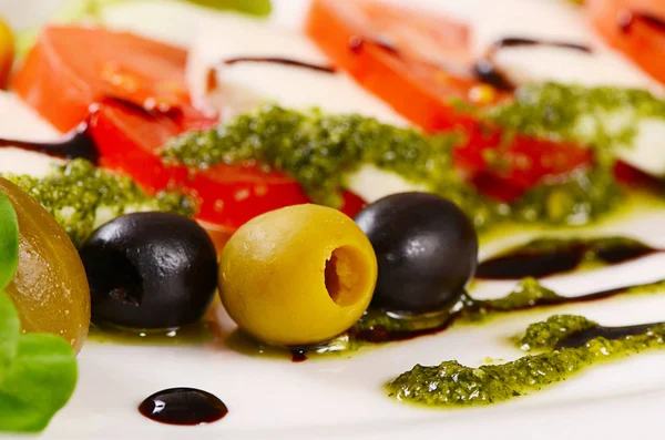 taze çilek vanilyalı dondurma