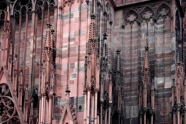 Catedral de Notre Dame en Estrasburgo, Alsacia, Francia — Foto de Stock