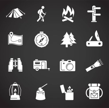 Grafik ve web tasarımı için arka planda kamp simgeleri ayarlandı. Web veya mobil uygulama için yaratıcı illüstrasyon konsepti sembolü.