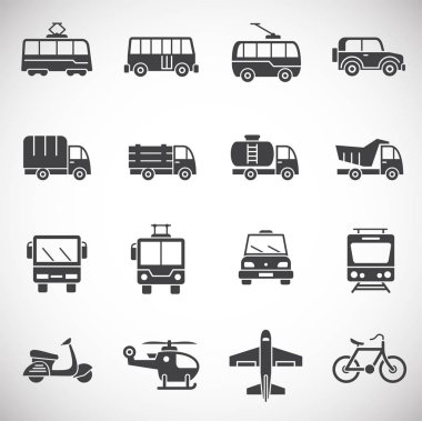 Grafik ve web tasarımı için arkaplanda ulaşımla ilgili simgeler ayarlandı. Web veya mobil uygulama için yaratıcı illüstrasyon konsepti sembolü.