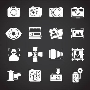 Grafik ve web tasarımı için arka planda fotoğrafla ilgili simgeler ayarlandı. Web veya mobil uygulama için yaratıcı illüstrasyon konsepti sembolü.