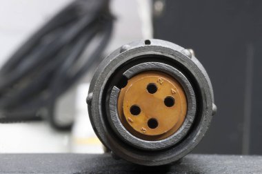 Özel konnektörler yazabilir