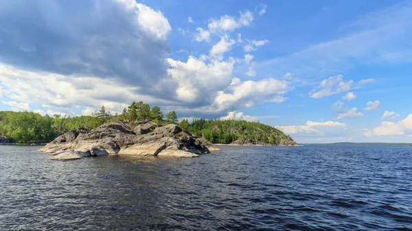 Uma Das Ilhas Lago Ladoga Foto Foi Tirada Durante Passeio — Fotografia de Stock