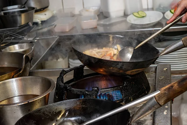 Asya Restoranı Mutfağı Mutfağı