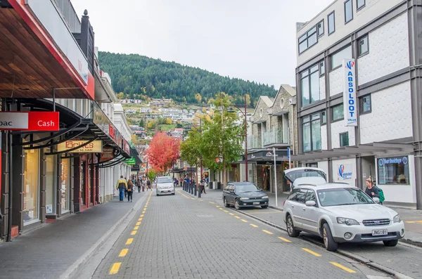 Straatmening van Queenstown in Nieuw-Zeeland. — Stockfoto