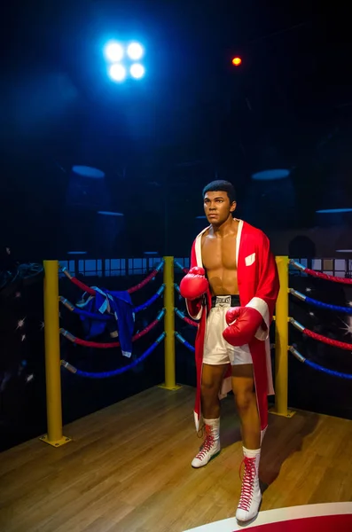 De wax figuur van Muhammad Ali in Madame Tussauds Singapore. — Stockfoto