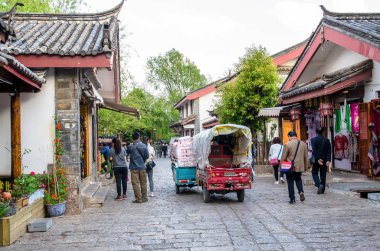  Shuhe antik kenti Lijiang ve eski çay yolu üzerinde iyi korunmuş şehrin en eski habitatları biridir.