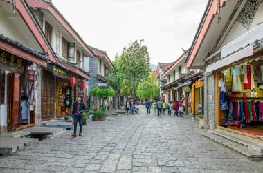  Shuhe antik kenti Lijiang ve eski çay yolu üzerinde iyi korunmuş şehrin en eski habitatları biridir.