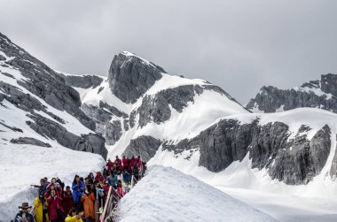 Manzara Yulong Snow Mountain, Yunnan Çin'in.