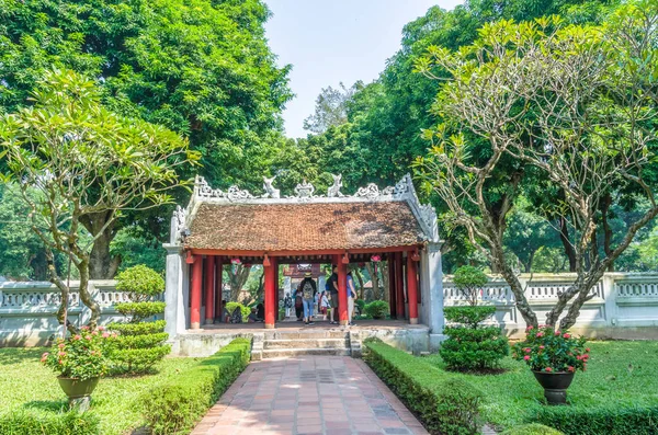 Hanoi Vietnam November 2017 Garden Temple Literature Also Known Temple — Stock Photo, Image