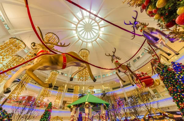 Kuala Lumpur Malaysia December 2017 Juldekoration Curve Mall Som Ligger — Stockfoto
