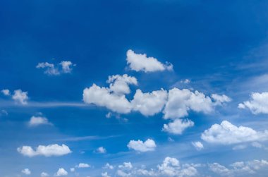 Mavi gökyüzü arka plan cennet.