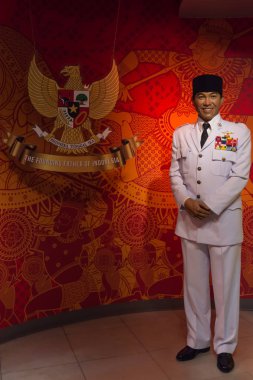 Bangkok, Tayland - 1 Kasım 2019: Soekarno balmumu figürü Madame Tussauds Müzesinde, Siam Discovery Bangkok Tayland 'da.