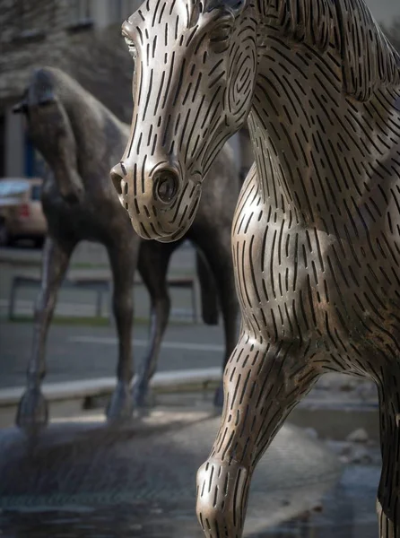 Dejvice、プラハでの馬の彫刻群 — ストック写真