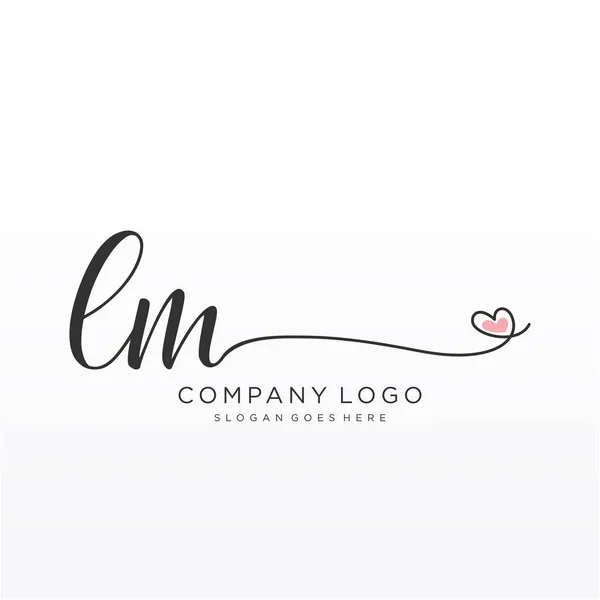 Initial Handwriting Logo Design Circle Beautyful Design Handwritten Logo Fashion — 스톡 벡터