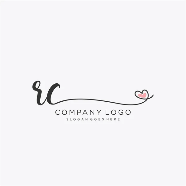 Початковий Дизайн Логотипу Колом Красивий Дизайн Рукописного Логотипу Моди Команди — стоковий вектор