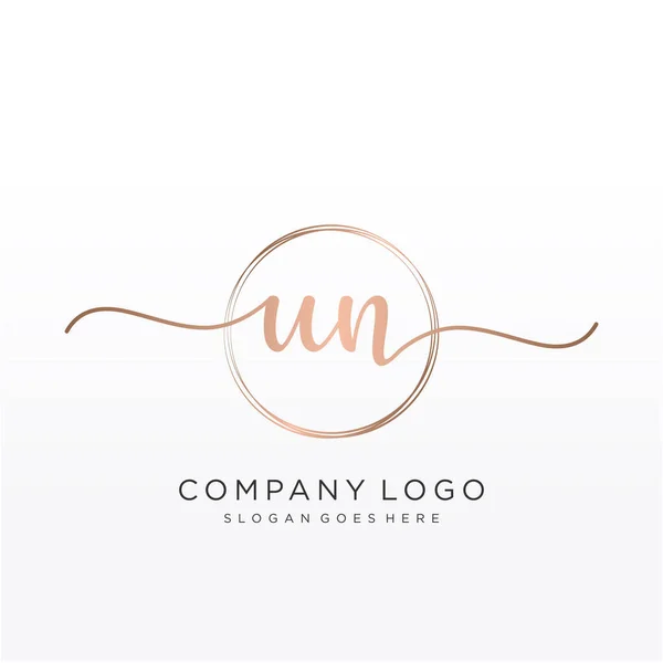 Initial Handstil Logotyp Med Cirkel Handritad Mall Vektor — Stock vektor