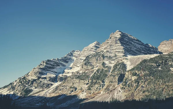 Retro getönten kastanienbraunen Glocken Gebirge, USA. — Stockfoto