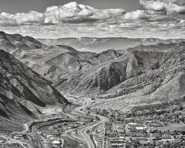 Black and white aerial picture of Glenwood Springs in Colorado. — Stock Photo, Image