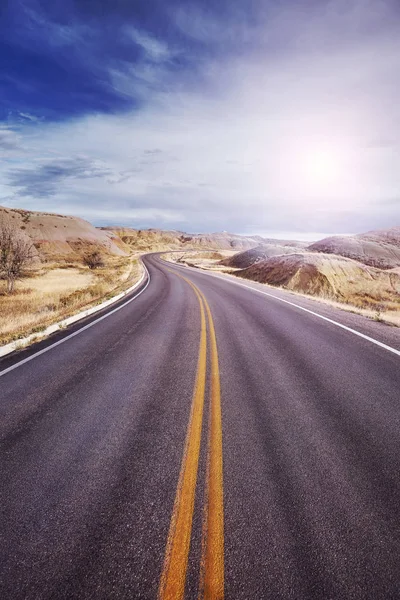 Retro stylized scenic highway at sunset. — Stock Photo, Image