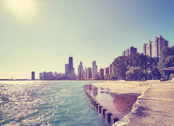Cor tonificada linha do horizonte à beira-mar de Chicago no início da manhã, EUA . — Fotografia de Stock