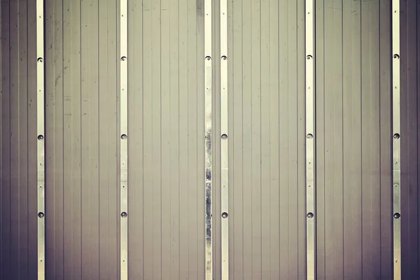 Çizgili metal duvar, endüstriyel arka plan — Stok fotoğraf