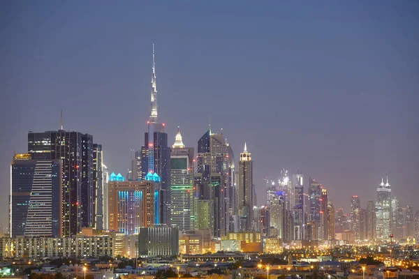 Dubai skyline at night, United Arab Emirates — Stock Photo, Image