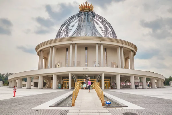 Nyligen byggde Shrine of Our Lady Star av ny evangelisation och Johannes Paulus Ii. — Stockfoto