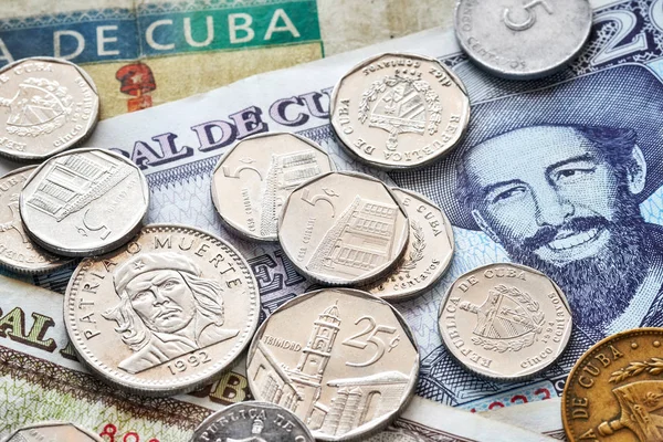 Imagen de cerca del peso cubano . — Foto de Stock