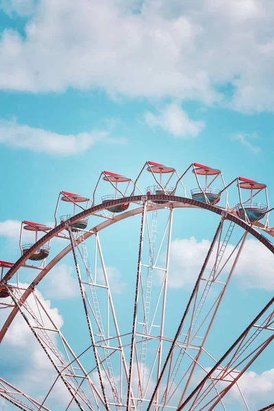 Retro stonowanych obraz Ferris Wheel. — Zdjęcie stockowe