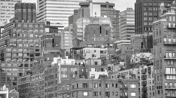 Різноманітною архітектурою Манхеттен, Нью-Йорк. — стокове фото