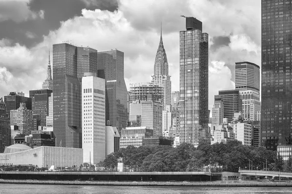 Black and white picture of Manhattan, NYC. — Stock Photo, Image