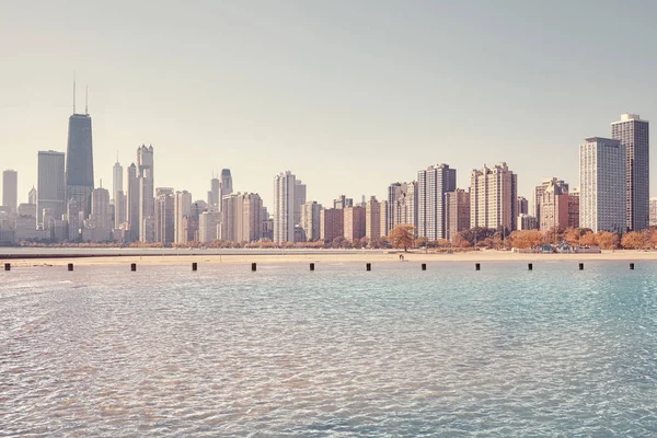 Chicago skyline da cidade visto do Lago Michigan, EUA . — Fotografia de Stock