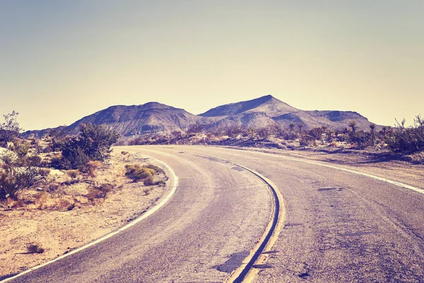 Autopista del desierto, concepto de viaje, EE.UU. . — Foto de Stock