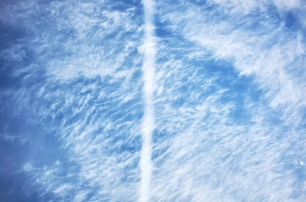 雲と青空、自然の背景 — ストック写真