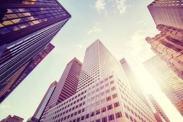 Manhattan skyscrapers at sunset, New York City, USA. — Stock Photo, Image