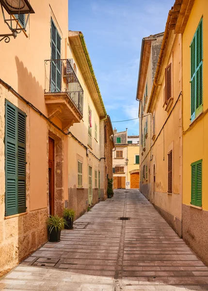 Leere Gasse Der Altstadt Von Alcudia Mallorca Spanien — Stockfoto